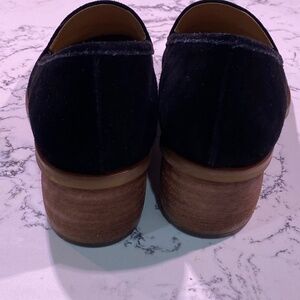 Loafer  black suede
